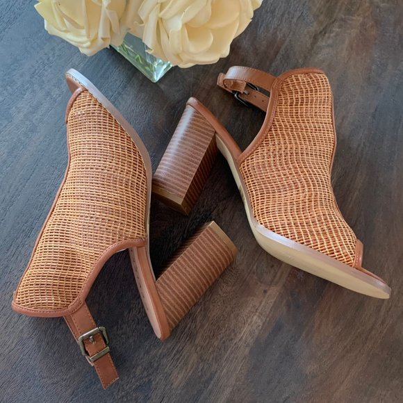 Extreme by Eddie Marc Block Heel Mesh Sandals - Picture 7 of 8